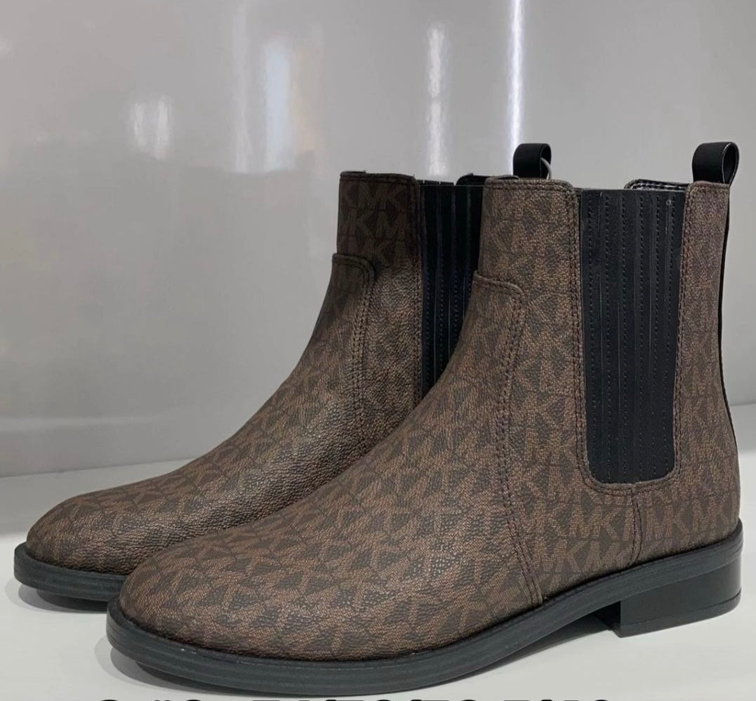 Michael Kors Chelsea Boots