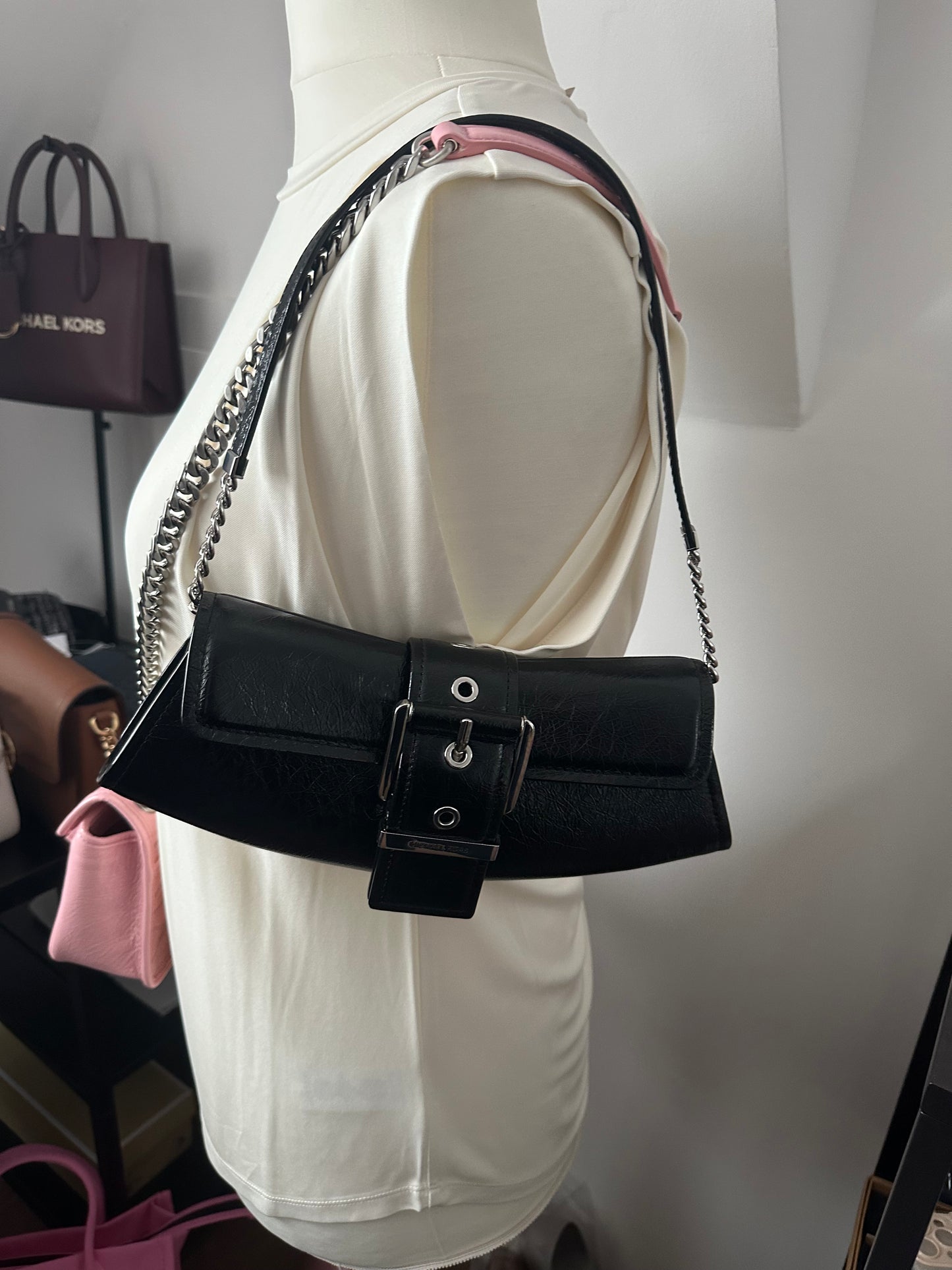 Michael Kors Colby Shouler/Clutch
