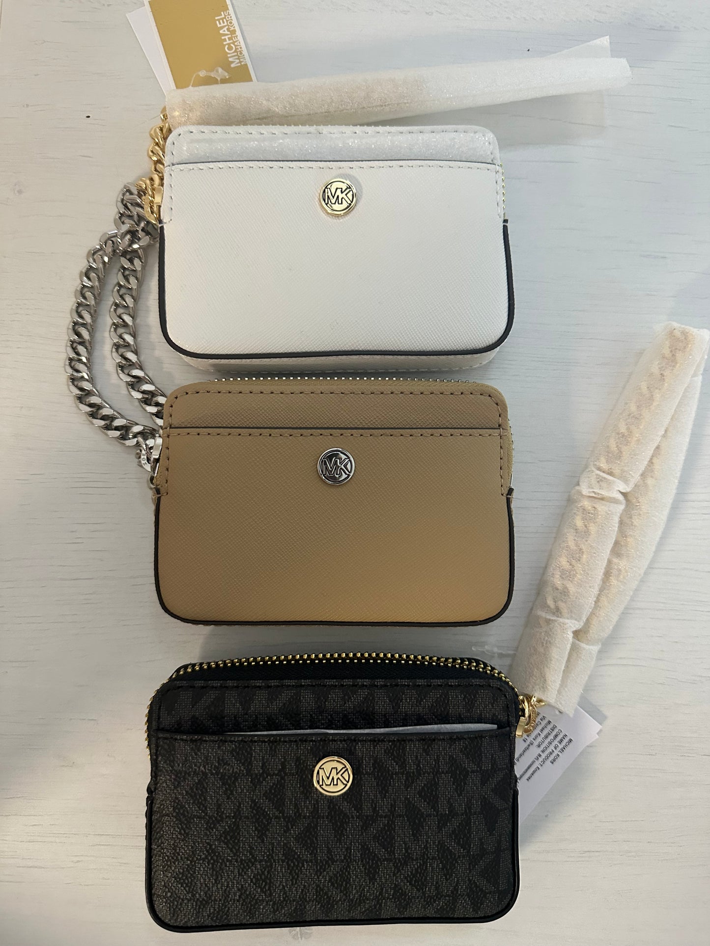 Michael Kors Geldbörse mit Kette