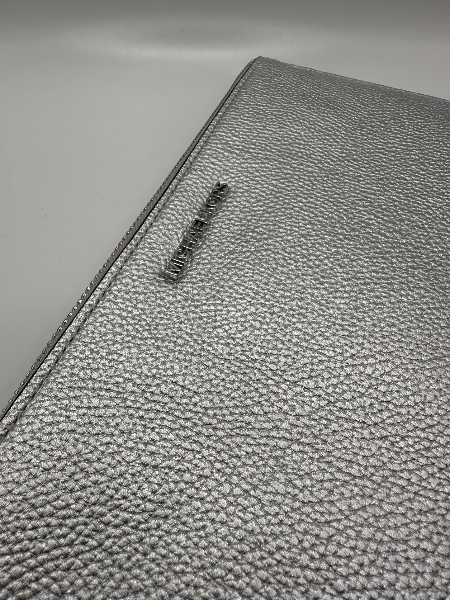 Michael Kors Leder Handgelenkstasche