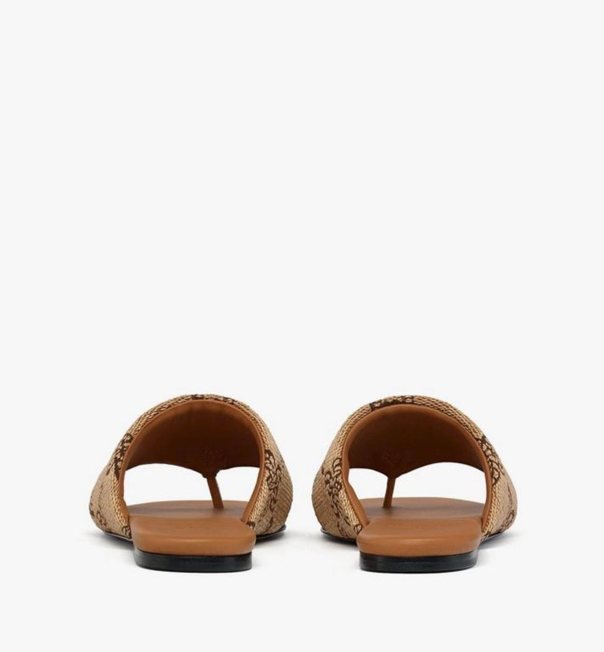 MCM Sandalen