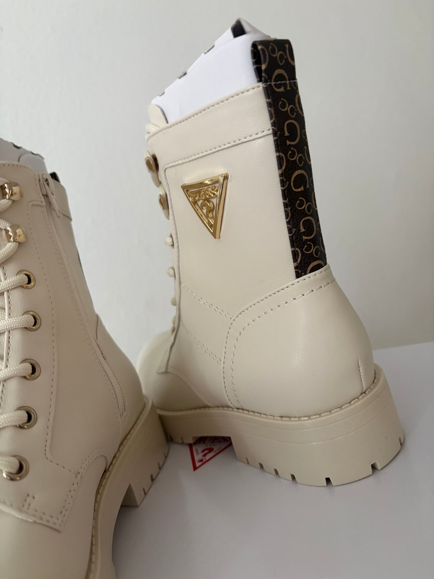 Guess Boots (Supersale, Retoure nicht möglich)