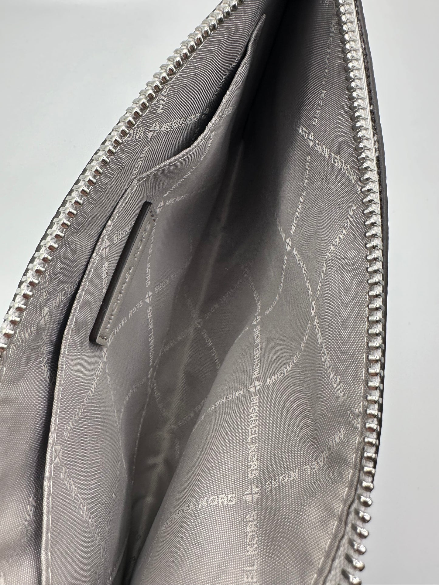 Michael Kors Leder Handgelenkstasche