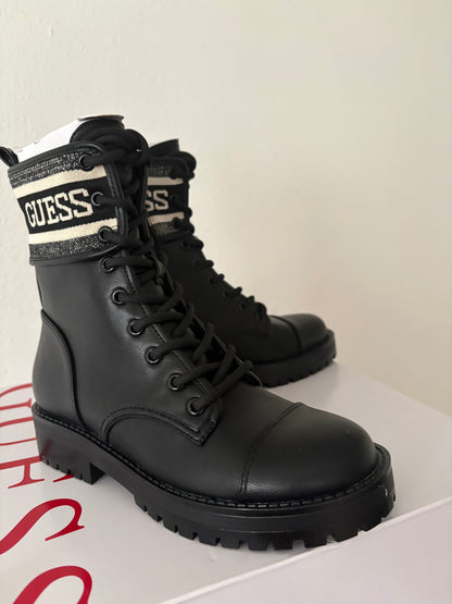 Guess Boots (Supersale, Retoure nicht möglich)
