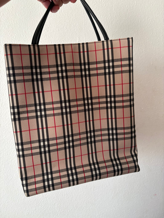 Burberry Tote Pre-Loved