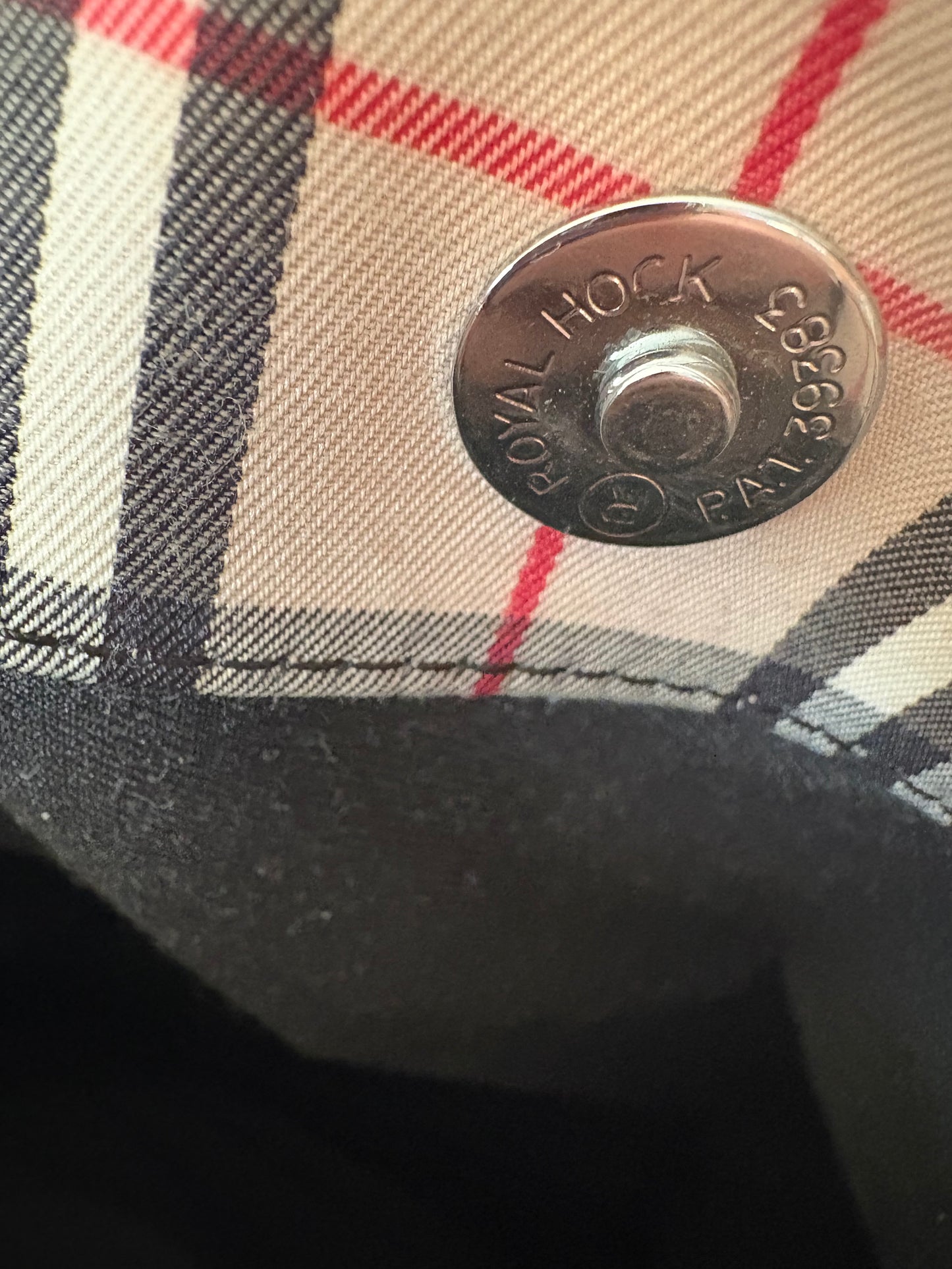 Burberry Tote Pre-Loved