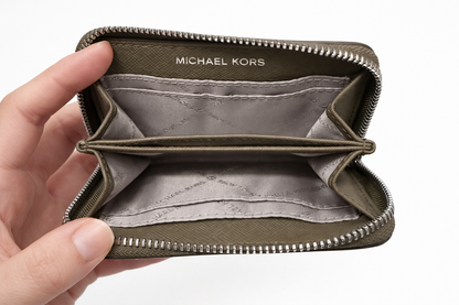 Michael Kors Geldbörse in Olive
