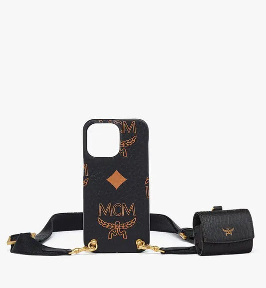 MCM Aren Handyhülle Iphone 15 PRO inkl. Anhänger für AirPods